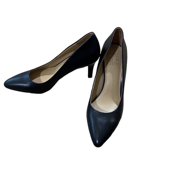 Naturalizer Shoes Naturalizer Everly Pump Black Leather Size 85m